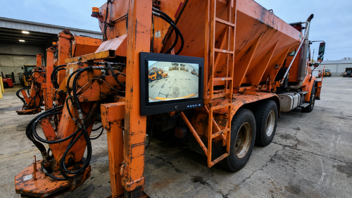 โซลูชันบริษัทล่าสุดเกี่ยวกับ Implementing Industrial All-In-One PC in Intelligent Vehicle Monitoring System